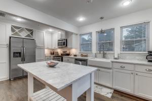 3BR 2 BA on M-Street!