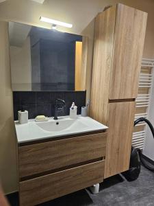 Bright apartment with 2 bedrooms in Herstal