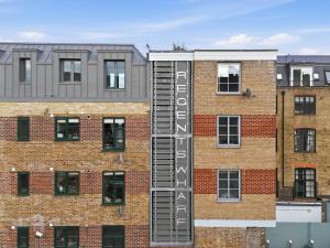 Broadway Market Canal-View Oasis