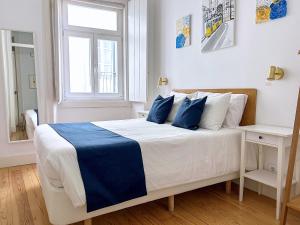 Alfama Confortable Apartment near Cathedral