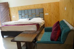 Vaishnavi Homestay Lakhmandal