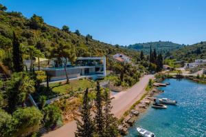 Luxury Seafront Villa Aman Korcula with Pool