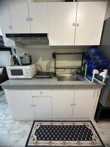 Minglanilla Condo with Pool, Gym & Fast WiFi