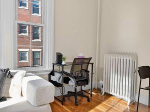 Charming 2BR in Boston