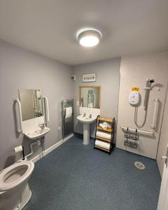 The Angel Inn pub dine stay