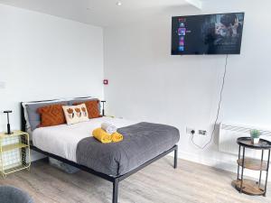 Fully-Furnished Studio Apt in Islington with Wi-Fi near Angel, Kings Cross & Upper Street by NourNest Apartments