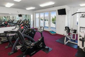 Huge Beachfront Penthouse 4Bd 3Bth