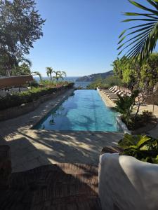 Casa Altavista 3 Bedroom, 4 Bath Oceanview Home with 2 Pools, Patios and Balconies