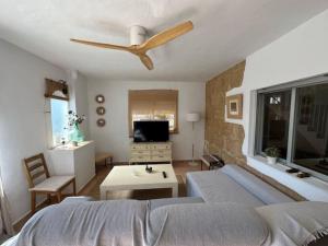 Casa Calma. Your private retreat between silence and light.