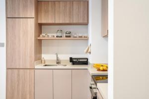 Stunning 2BR with Dubai Canal Views