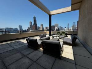 LUX Dtown Penthouses 9bd-9ba Sleep 25 Parking, Pool, Gym