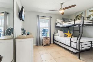 Wendwood Condo II, Public Beach Access, 2BR 2BA Sleeps 6, PCB
