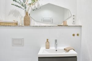 JASTA Homes Wohlfühl-Loft, Altstadt, Infrarot-Sauna, Parkplatz, Netflix