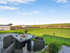 2 Bed in Widemouth Bay 86152