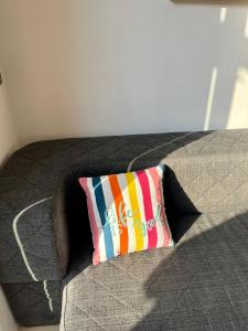 Grand Studio Mezzanine Calme Climatisé Parking privé Plage 700 m