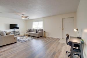 Hike and Fish Crystal River Gem with Patio!