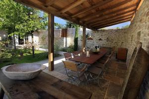 Private Istrian Villa Cipresso with Pool & Garden , Peaceful Countryside Retreat