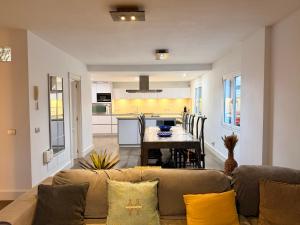 Famara ocean view house
