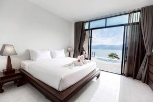 Sunset Pool Villa at Patong