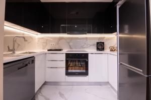 Cloud Nine Living Luxury Apartment