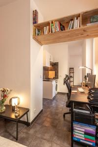 2 quiet & bright rooms near the Croisette