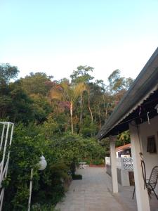 chalé Jasmim -Casa na mata