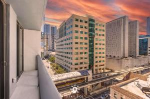 Resort-Style Pool with Elegant 1BR in 501