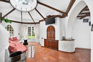 Villa with Moorish Charm and Panoramic Ocean Views