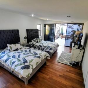 Amplio penthouse colonia del valle