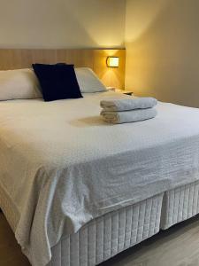 Apto espaçoso, moderno e confortável há 10 min do Moto GP e 7 min do Shooping Flamboyant