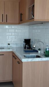 Tropical Executive Hotel Flat 205