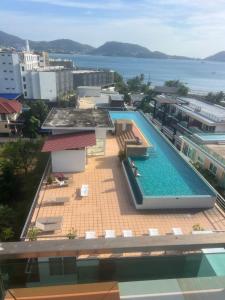 103sqm sub penthouse appartment on Kalim beach