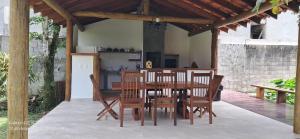 Hospedagem SCHISLER 348