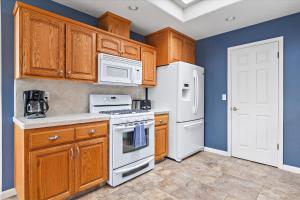 The Blue Whale - New Monthly Rental on Worcester