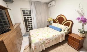 Casa confortável Piscina, hidro 4 Q para Moto GP