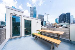 Tokyo Roppongi Top Golden Location 3rd Floor Villa Limited Single Family Private Residence in the City 6-8 People
