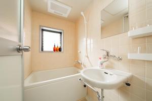 City Center Mukai elevator Apt