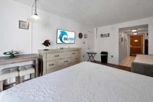 Sands Ocean Club,Studio, Ocean View, Ocean Annies!