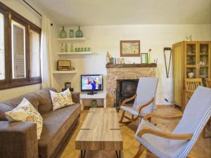 Villa in Manacor with Pool and Tennis Court