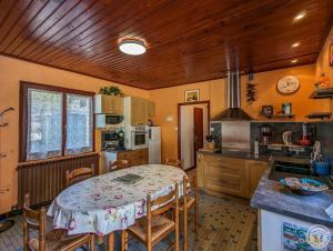 Les jonquilles et les narcisses