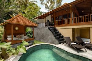 Tegik Sari Villa