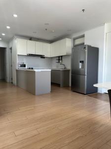 Crescent Global Residence