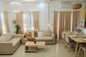 4BR Private Villa with 5ft Pool & Billiards near Marquee Mall