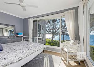 The Lakehouse Retreat