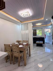 Modern & Affordable 3 Bedrooms Transient House in Calapan City