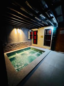 Smart Home Plus Jacuzzi near Clark Airport