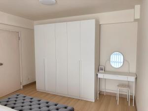 Nordic Minimal 3BR with Tub Near Impact Arena DMK Airport