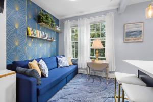 2BR Near PATH Free Parking NYC Access