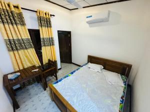 Right Canal Resort