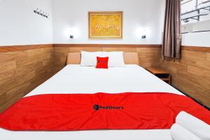 RedDoorz at Alvaro Butik Hotel Citeko Puncak